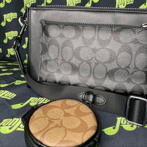 Coach Holden Crossbody in Signature Canvas - Picture 3 of 9